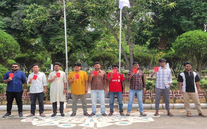 ক্যাম্পাস অস্থিতিশীলকারী ও শিক্ষামন্ত্রীকে ইবি বৈছাআ'র লাল কার্ড প্রদর্শন